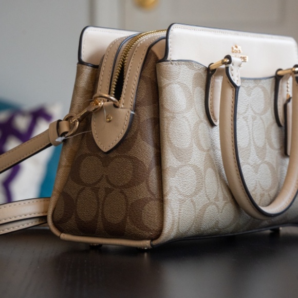 Coach Mini Darcie carryall in blocked signature canvas - Picture 4 of 7